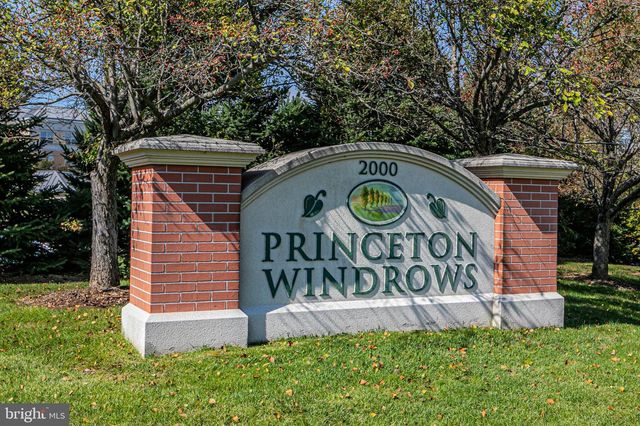2033 WINDROW DR, Princeton, NJ 08540
