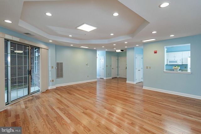 2033 WINDROW DR, Princeton, NJ 08540
