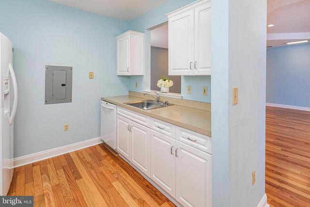2033 WINDROW DR, Princeton, NJ 08540