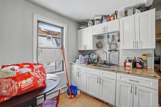 420 S 9th Avenue, Mount Vernon, NY 10550