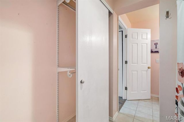 420 Cambridge Place 2, St Peters, MO 63376