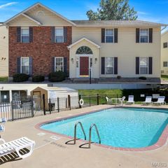 420 Cambridge Place 2, St Peters, MO 63376