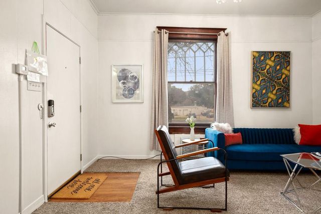 302 E 30th ST A, Austin, TX 78705