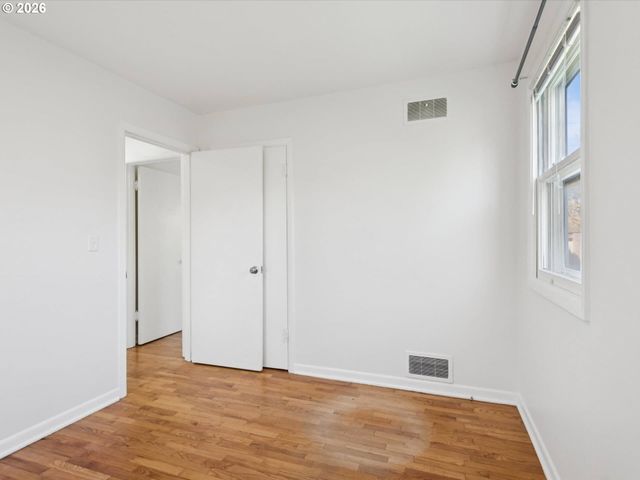 8800 Sw CORAL St, Portland, OR 97223