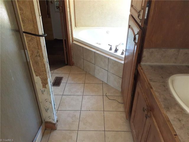 142 Hope Lane, Mocksville, NC 27028