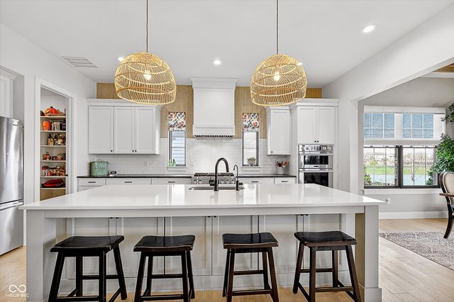 15807 Nocturne Drive, Westfield, IN 46074