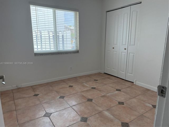 3091 Lighthouse Pl, Margate, FL 33063