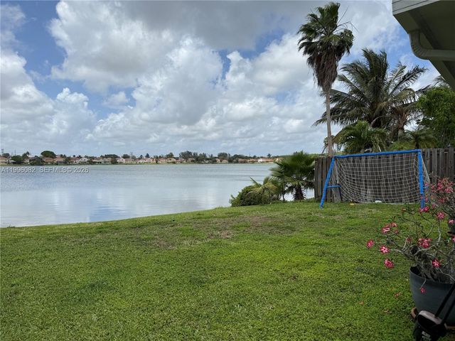 3091 Lighthouse Pl, Margate, FL 33063