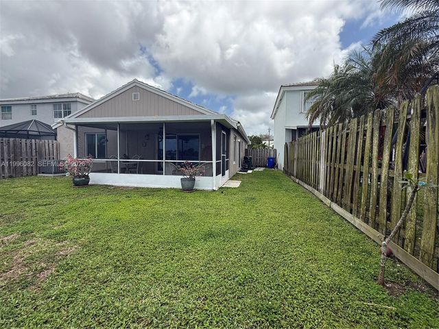 3091 Lighthouse Pl, Margate, FL 33063