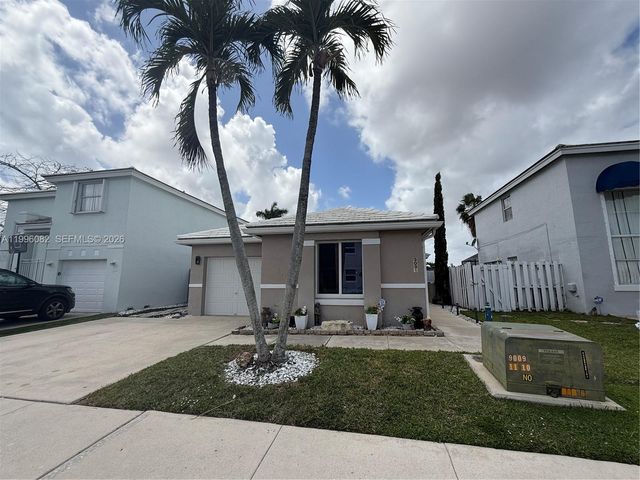 3091 Lighthouse Pl, Margate, FL 33063