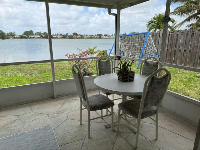 3091 Lighthouse Pl, Margate, FL 33063