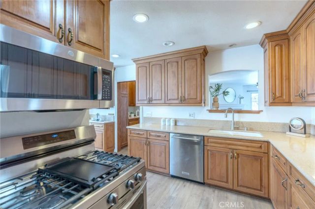 5903 Hazelbrook Avenue, Lakewood, CA 90712