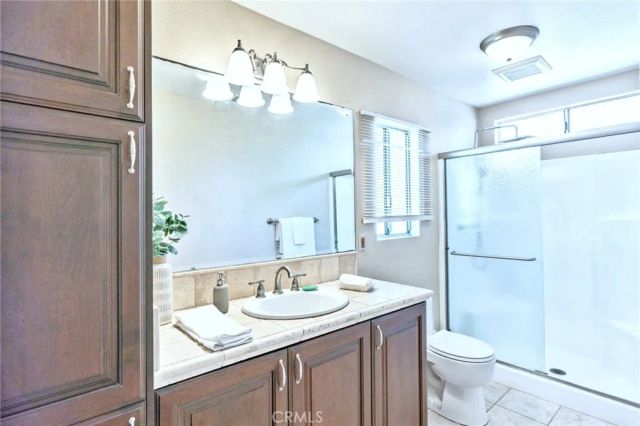 5903 Hazelbrook Avenue, Lakewood, CA 90712