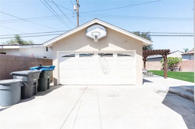 5903 Hazelbrook Avenue, Lakewood, CA 90712