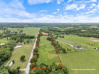 12010 S Pleasant Valley Road, Gentry, AR 72734