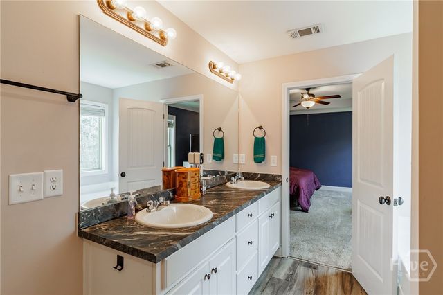 271 Oxmoor Close, Winterville, GA 30683