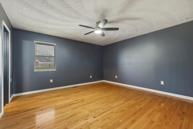 6 Royal Oak Court, Hurricane, WV 25526