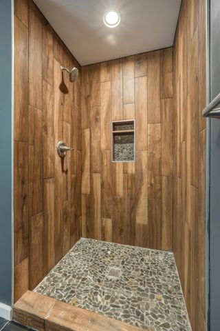 6 Royal Oak Court, Hurricane, WV 25526