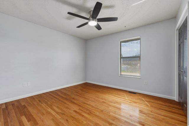 6 Royal Oak Court, Hurricane, WV 25526