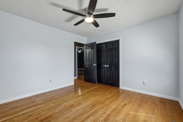 6 Royal Oak Court, Hurricane, WV 25526