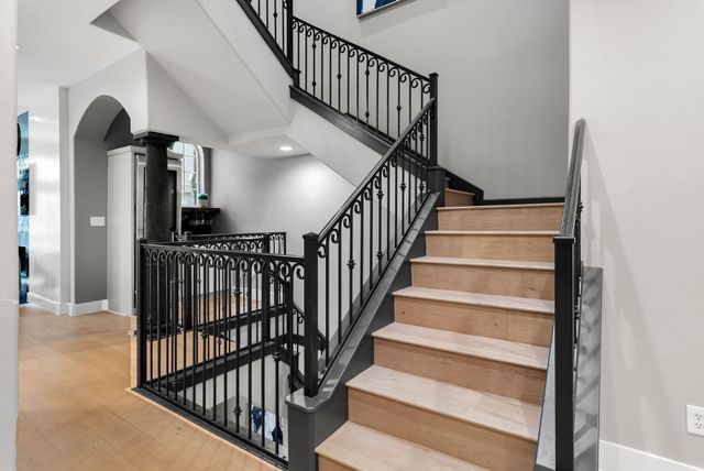 1529 Barton Springs RD 13, Austin, TX 78704