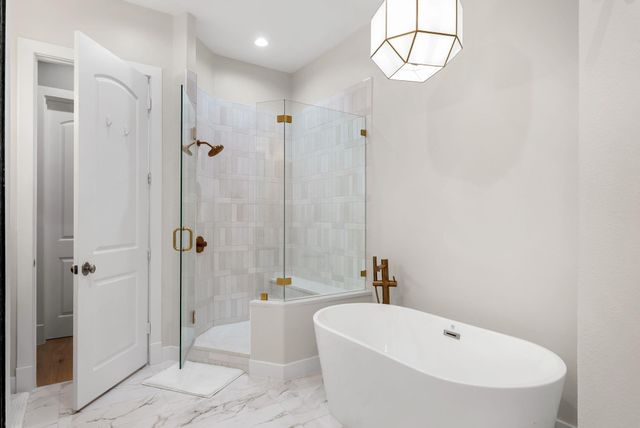 1529 Barton Springs RD 13, Austin, TX 78704