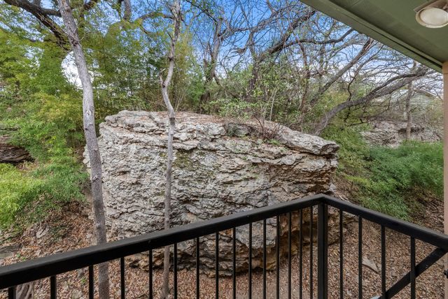1529 Barton Springs RD 13, Austin, TX 78704