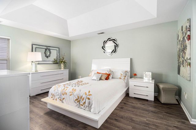 11140 Briarcliff Court, Crown Point, IN 46307