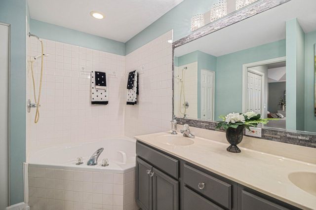 11140 Briarcliff Court, Crown Point, IN 46307