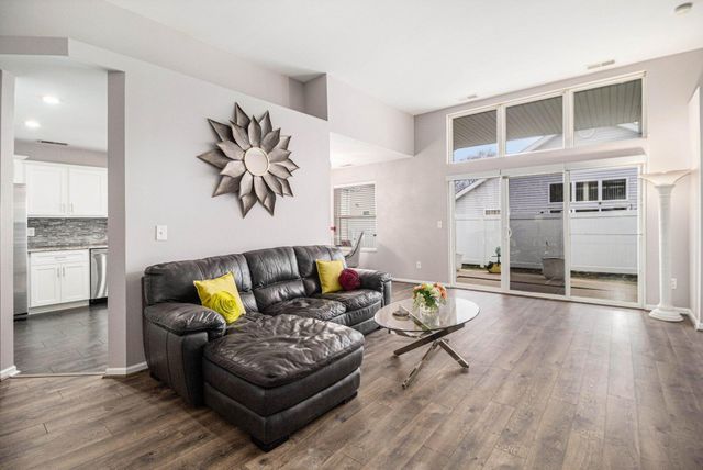 11140 Briarcliff Court, Crown Point, IN 46307