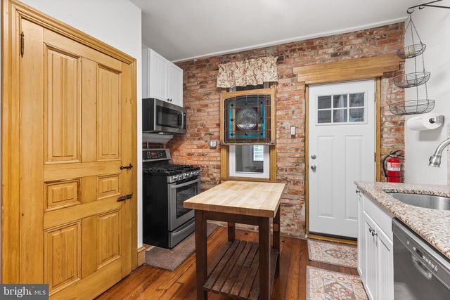 3221 HAVERFORD AVE, Philadelphia, PA 19104