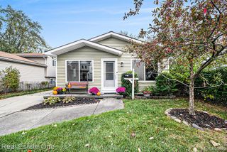 3678 Royal Avenue, Berkley, MI 48072