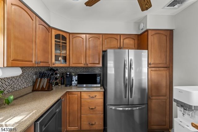 1 Bass Dr, Roxbury Twp., NJ 07876