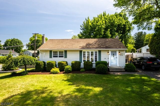 1 Bass Dr, Roxbury Twp., NJ 07876