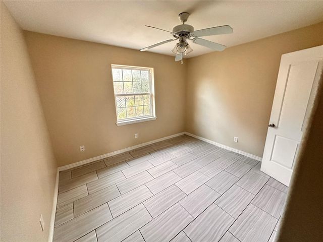 2618 Hill Avenue, Dickinson, TX 77539