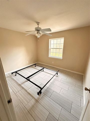 2618 Hill Avenue, Dickinson, TX 77539