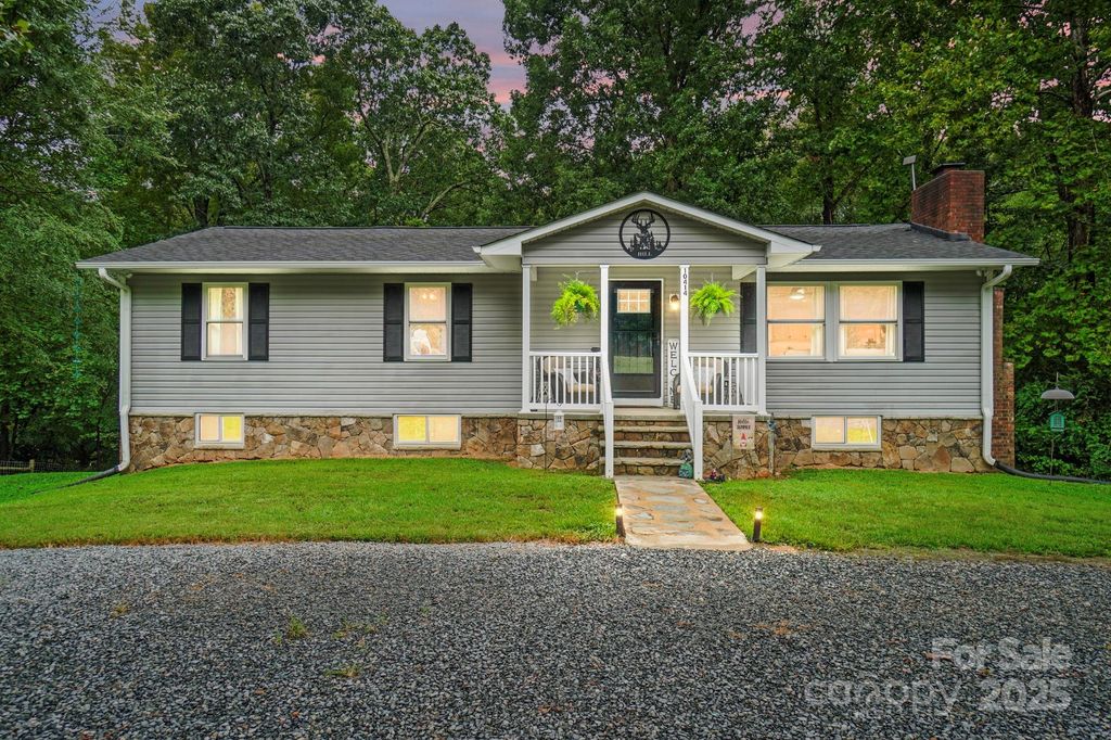 10414 Kentmont Drive, Midland, NC 28107