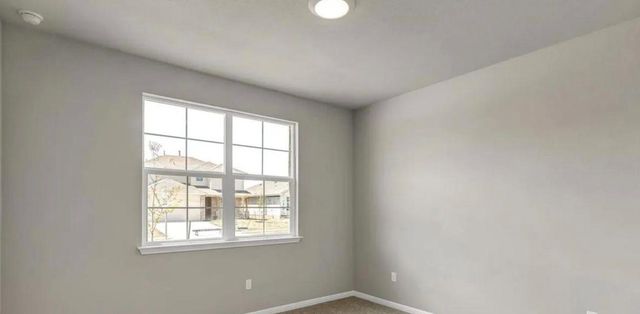 400 Barton Creek LN, Hutto, TX 78634