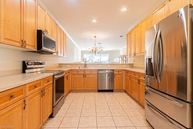 1992 Crestview WAY A95, Naples, FL 34119