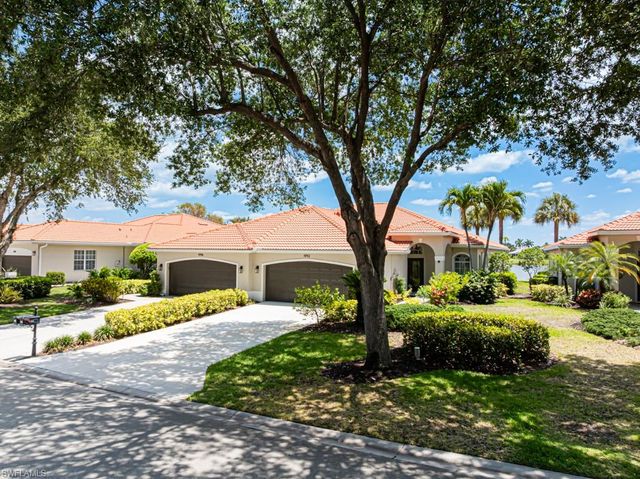 1992 Crestview WAY A95, Naples, FL 34119