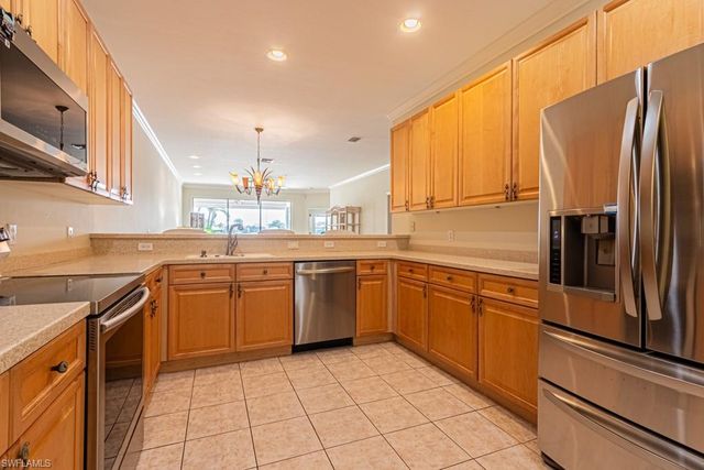 1992 Crestview WAY A95, Naples, FL 34119