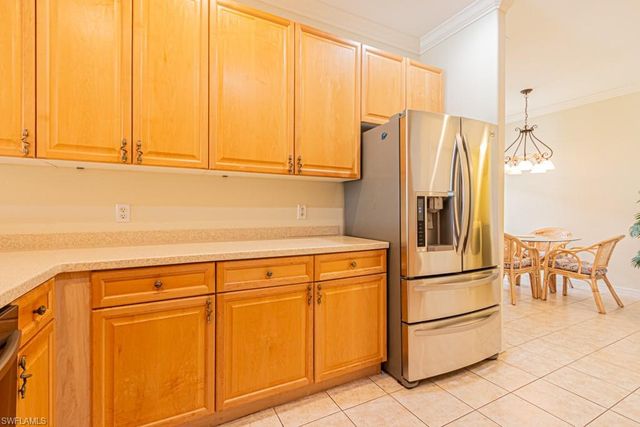 1992 Crestview WAY A95, Naples, FL 34119