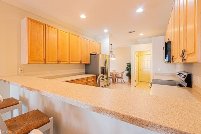 1992 Crestview WAY A95, Naples, FL 34119