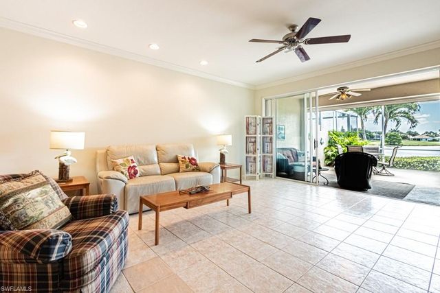 1992 Crestview WAY A95, Naples, FL 34119