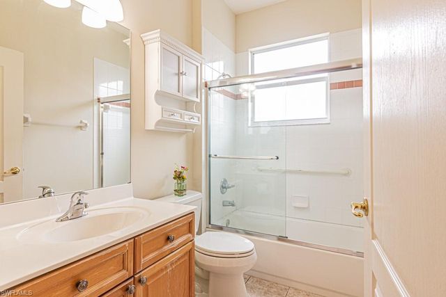 1992 Crestview WAY A95, Naples, FL 34119