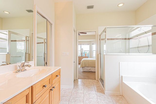 1992 Crestview WAY A95, Naples, FL 34119