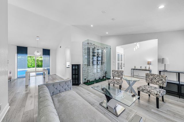 6183 Vista Linda Lane Lane, Boca Raton, FL 33433