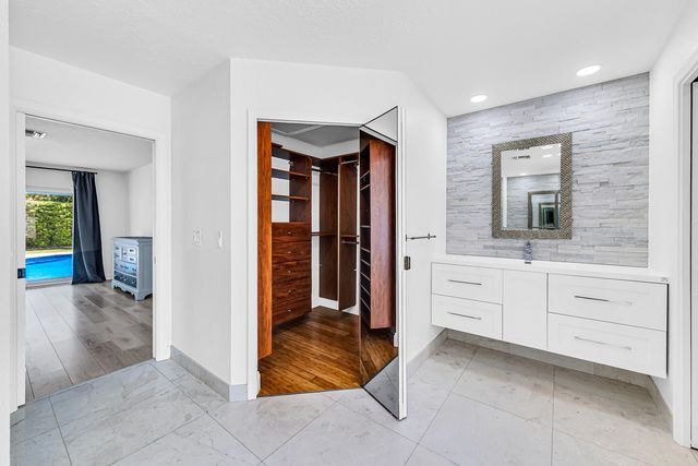 6183 Vista Linda Lane Lane, Boca Raton, FL 33433