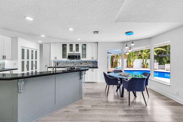 6183 Vista Linda Lane Lane, Boca Raton, FL 33433