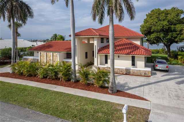 1635 Lands End Road, Manalapan, FL 33462
